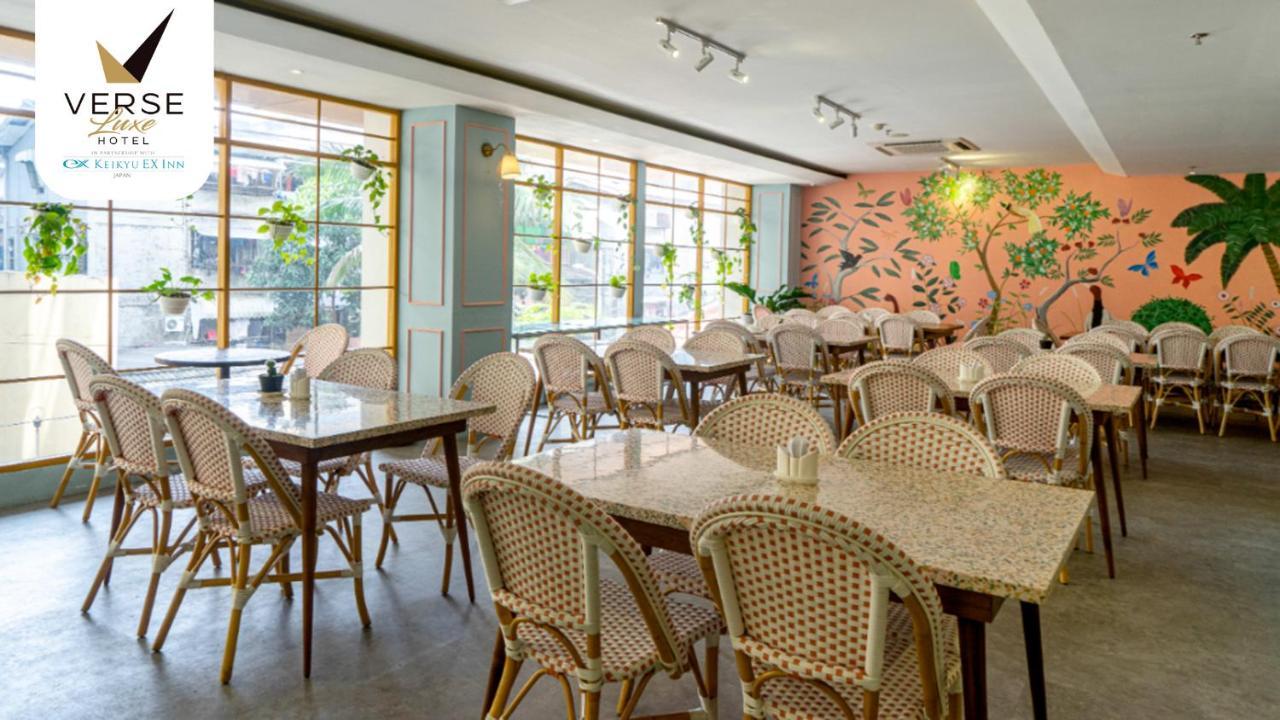Verse Luxe Hotel Wahid Hasyim Jakarta Exterior photo